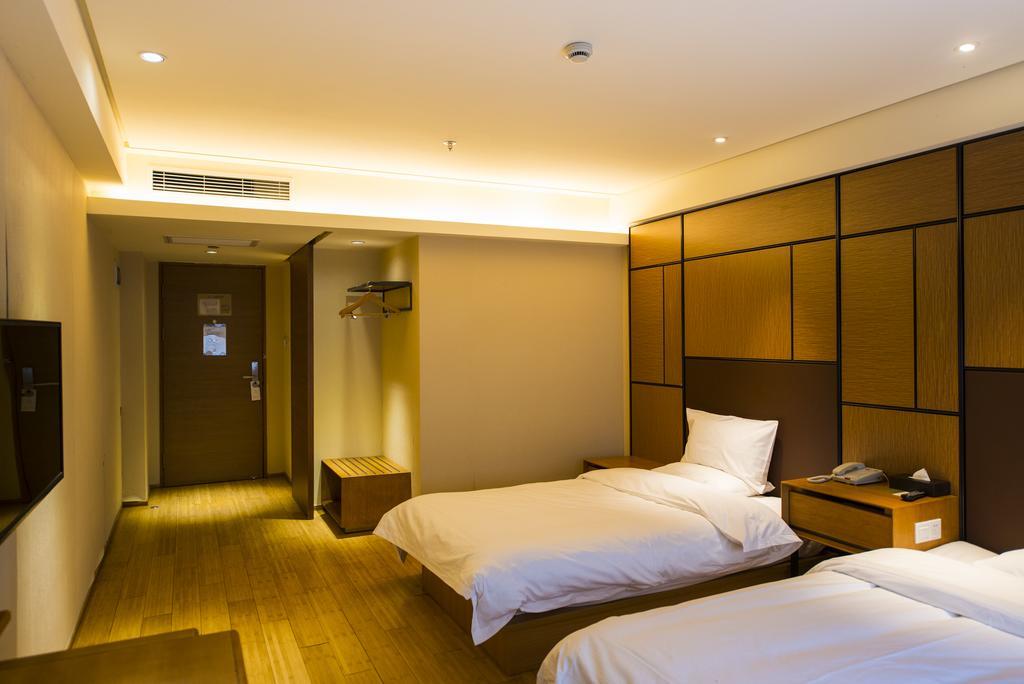 Ji Hotel Shanghai Hongqiao Jinhui Road الغرفة الصورة